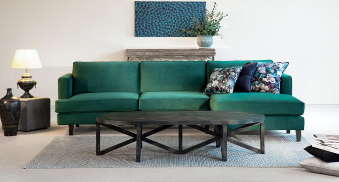 06 euro-chaise-hero.jpg